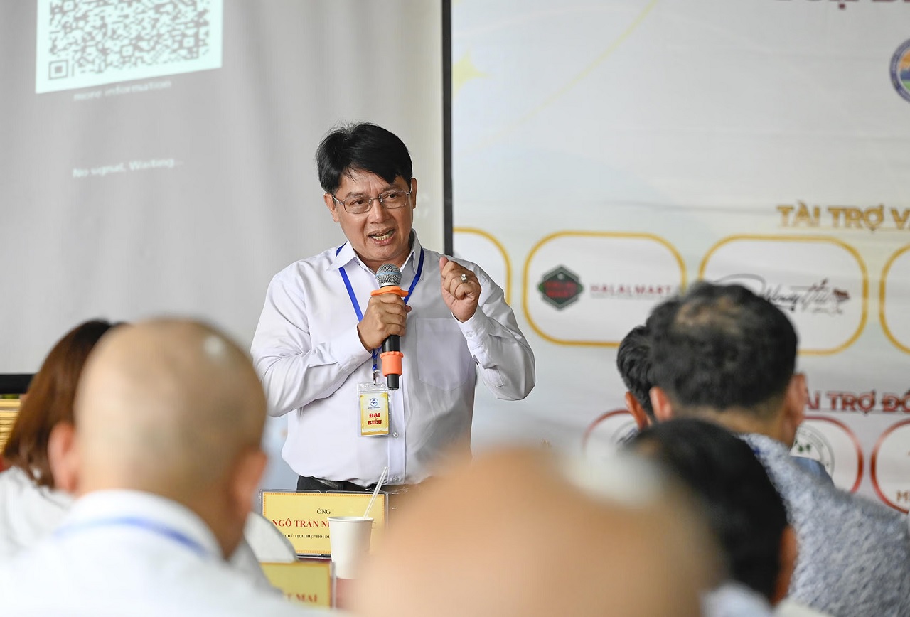 lam gi phat trien du lich noc nha mien tay 2